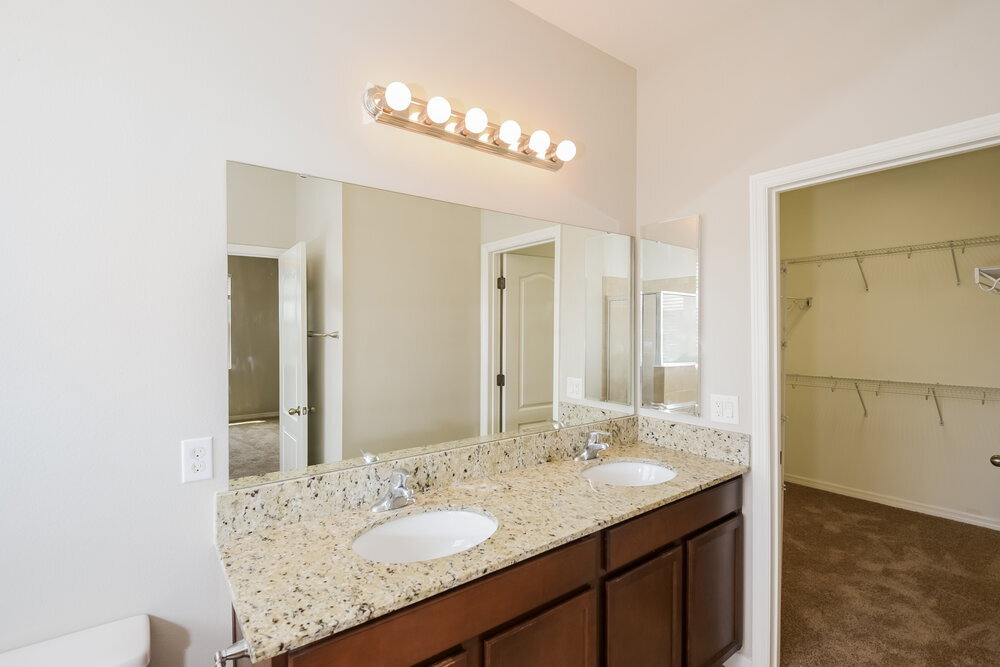 Building Photo - 12425 Hammock Pointe Cir