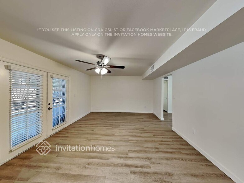 Building Photo - 13401 N 37th Ave