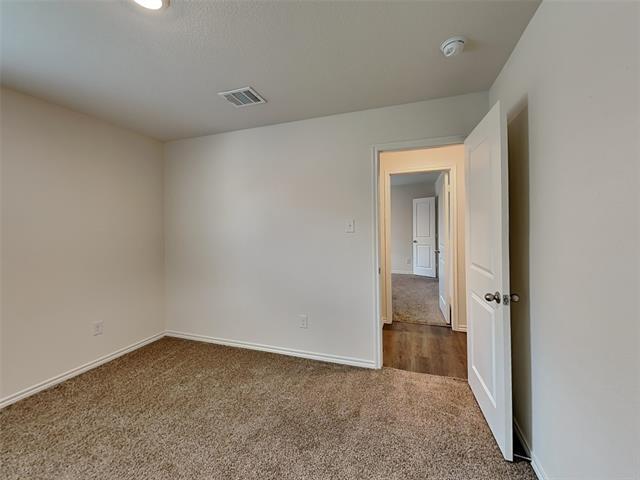 Building Photo - 2909 Menguita St