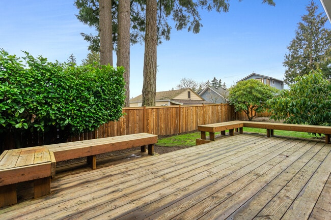 Building Photo - 17729 Spruce Way