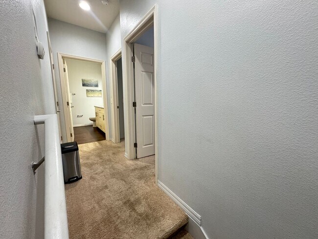 Building Photo - Exceptional Townhome in West Lucaya Village — Minutes from Walt Disney World