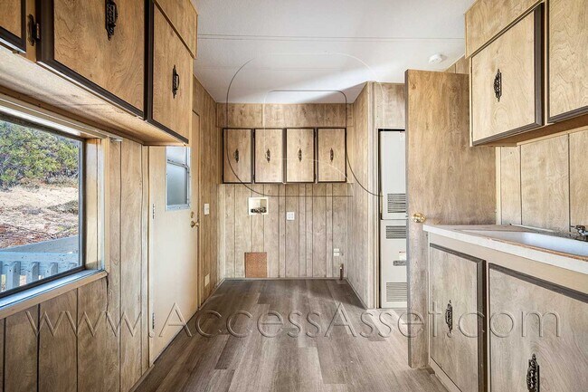 Building Photo - Lovely 2 Bed/2 Bath Manufactured Double-Wide Home In Anza!