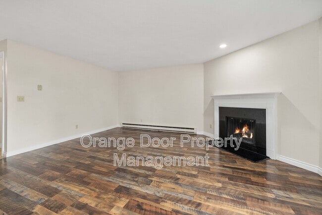 Building Photo - 7304 N Skyview Pl