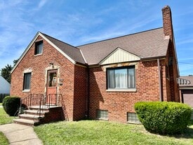 Building Photo - 7716 Kenilworth Ave