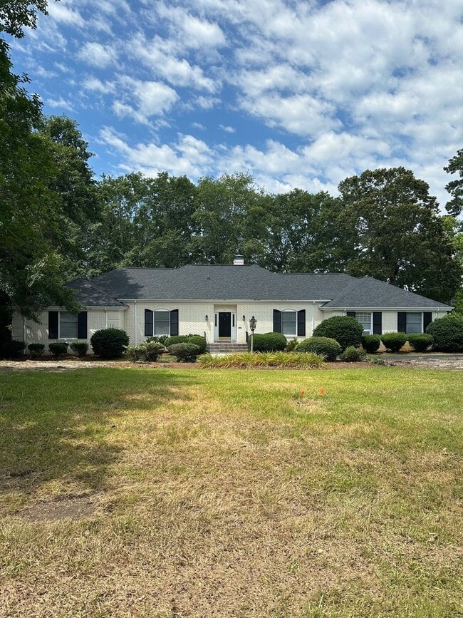 Primary Photo - Spacious 4-Bedroom Home in Desirable Walnu...