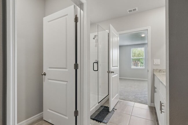 Building Photo - 3806 Radiant Mountain Dr