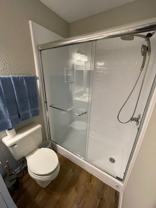 Building Photo - Plantation Point-2 Bed 2 Bath Available Now!