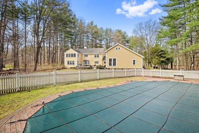 Building Photo - 71 Old Pickard Rd