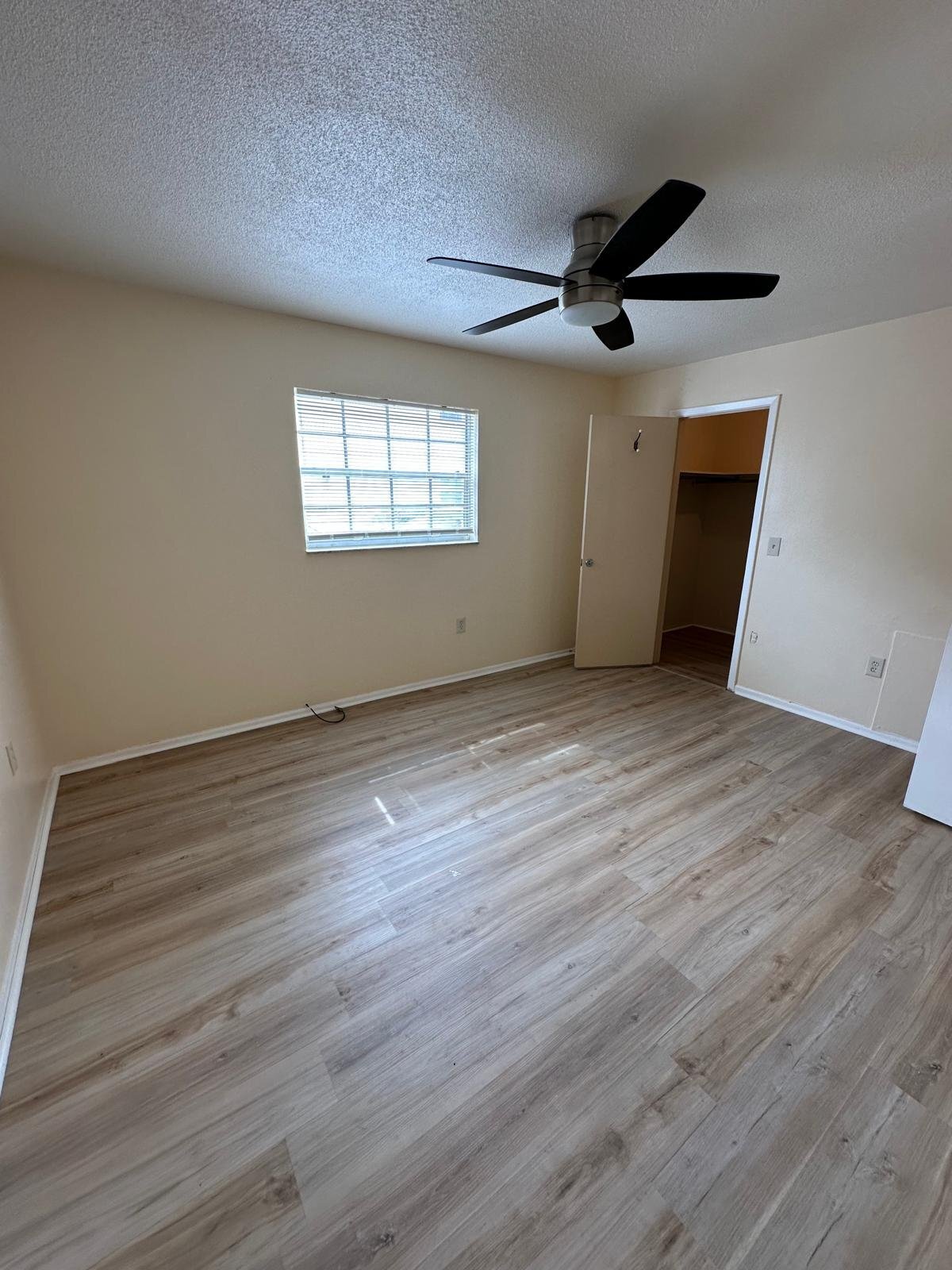 Building Photo - 1320 Moreland Dr