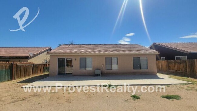Building Photo - 2 Bedroom, 1 Bath Adelanto Home