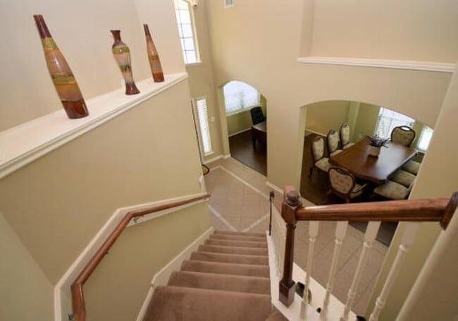 Building Photo - 19 W Spindle Tree Cir