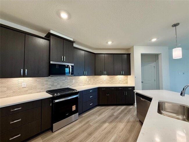 Building Photo - 53 Signet Cir