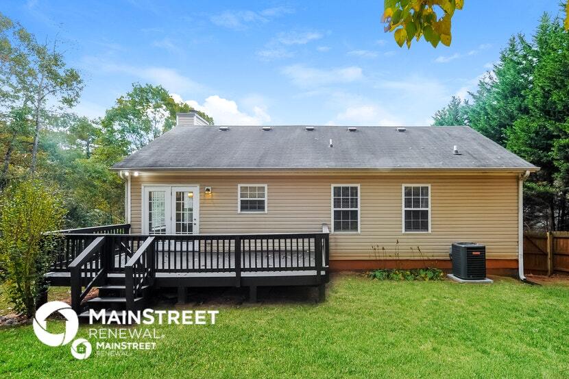 Building Photo - 2295 Lark St