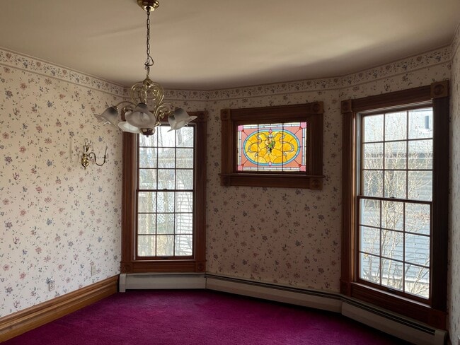 Building Photo - 940 Woodlawn St