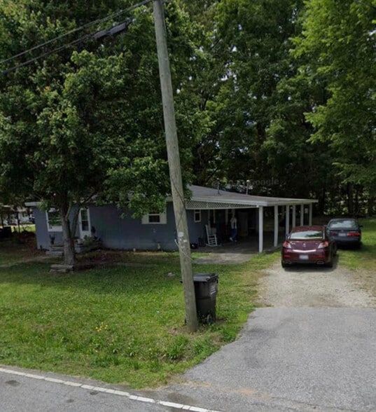 Building Photo - 717 Rice St