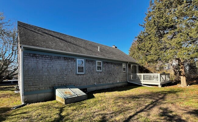 Building Photo - 94 Cottonwood Ln