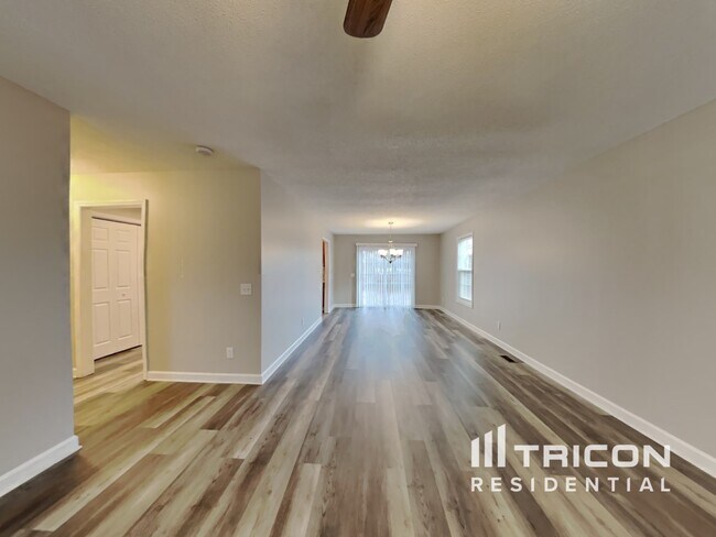 Building Photo - 750 Northview Dr