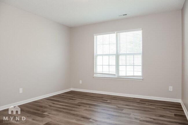 Building Photo - 5908 Riana Way