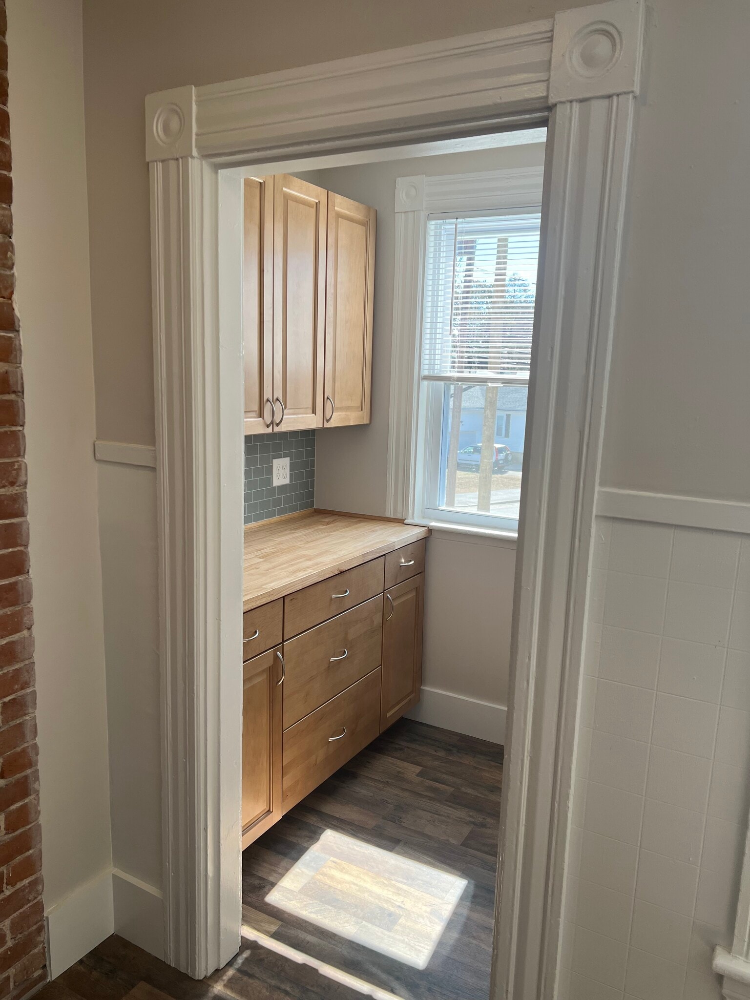 View into the pantry - 75 Boynton St