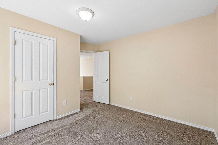 Building Photo - 22754 NE 94th Way