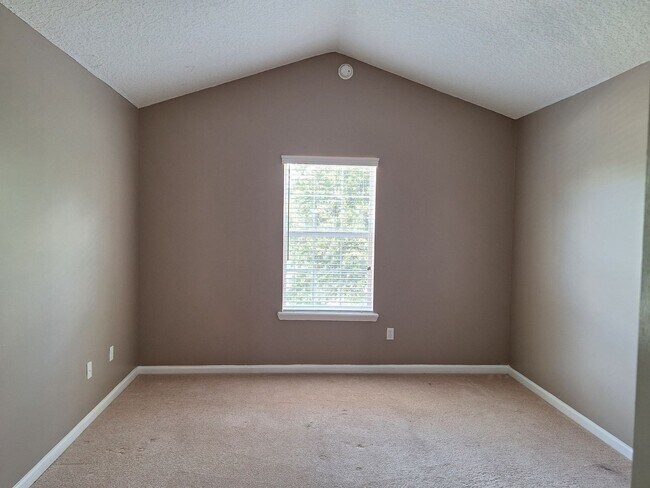 Building Photo - Single Family home in Mandarin