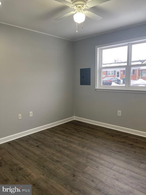 Building Photo - 604 Green Tree Ln