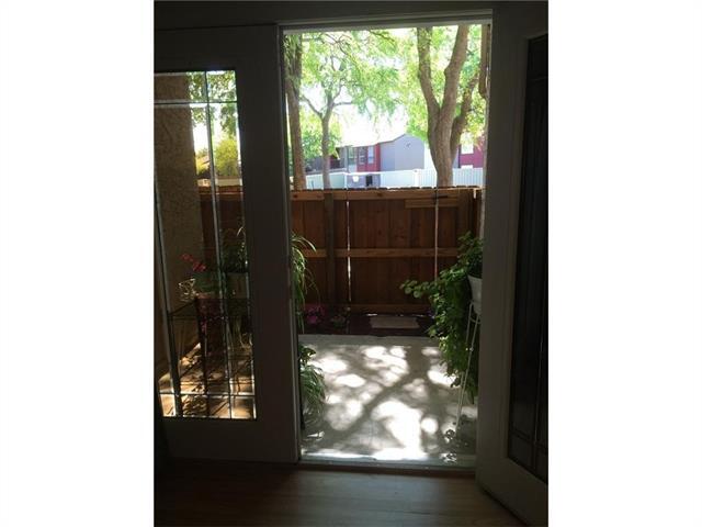 Building Photo - 5550 Spring Valley Rd