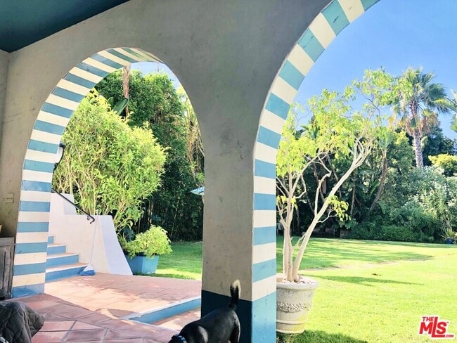 Building Photo - 242 Mabery Rd