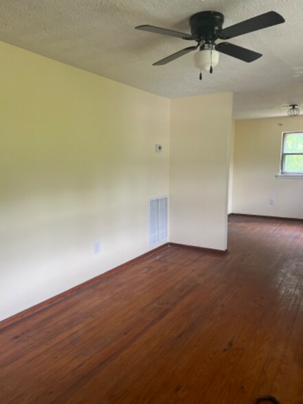 Building Photo - 26530 AL-21