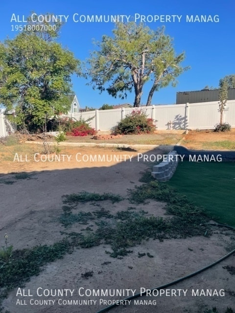 Building Photo - 16285 Capella St