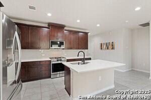 Building Photo - 12412 Big Valley Creek