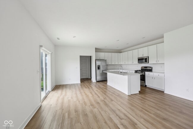 Building Photo - 17255 Gresham Ln