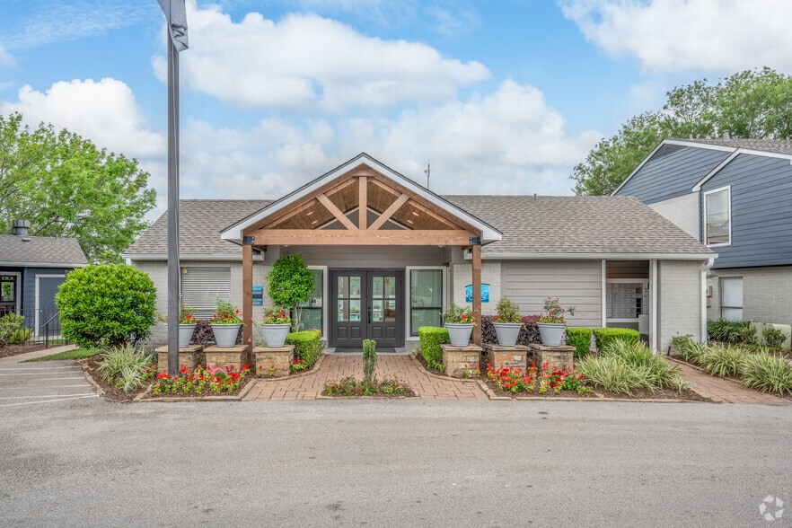 Office - LakeVue Apartments