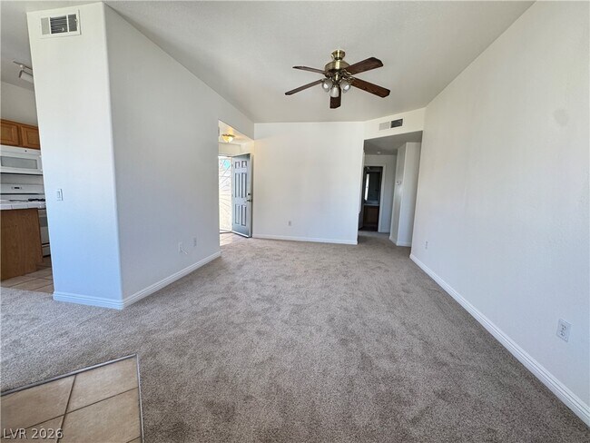 Building Photo - 2120 Calville St