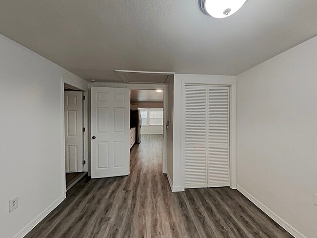 Building Photo - 630 N Halifax Ave