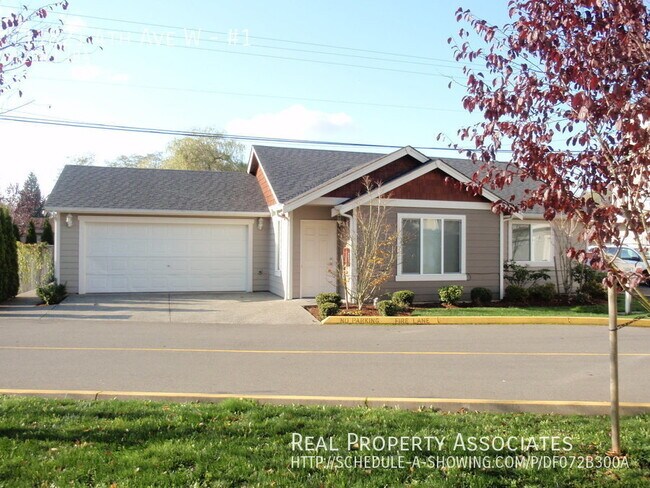 Primary Photo - Cottage in S. Everett