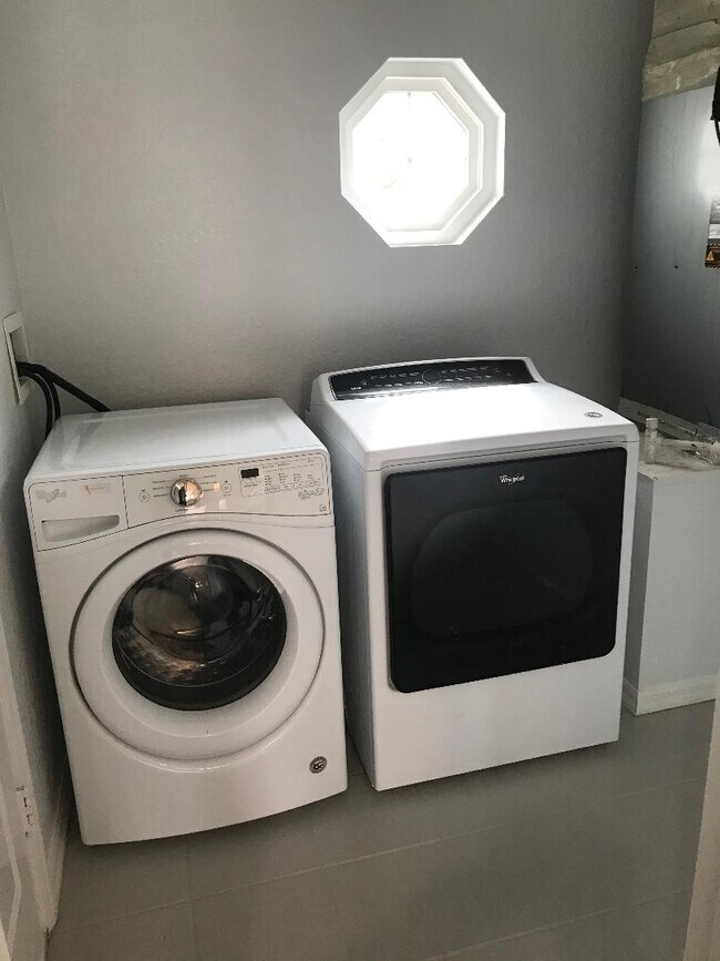 Building Photo - 8520 Attalla Ave