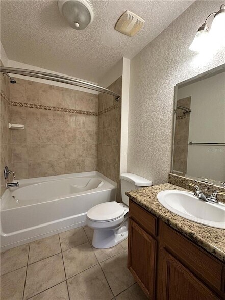 Building Photo - 4600 E Moody Blvd