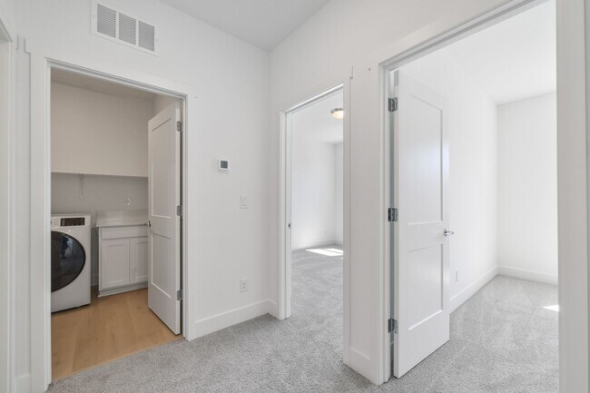 Building Photo - 465 Prosecco Wy
