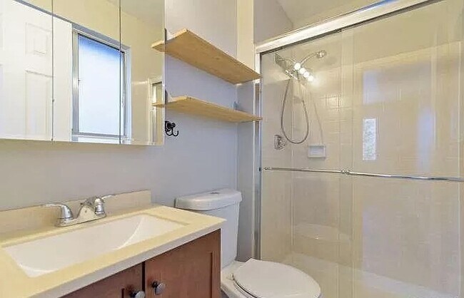 Building Photo - 5431 Zuni St