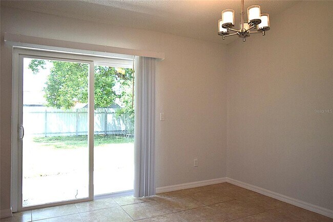 Building Photo - 1242 Mohrlake Dr