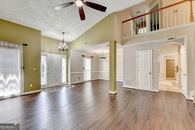 Building Photo - 2915 White Blossom Ln