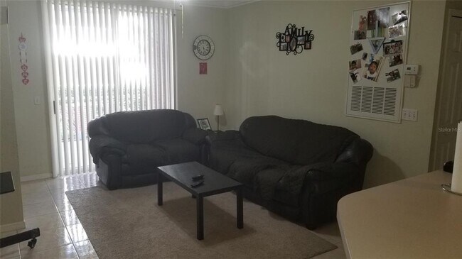 Building Photo - 13028 Plantation Park Cir