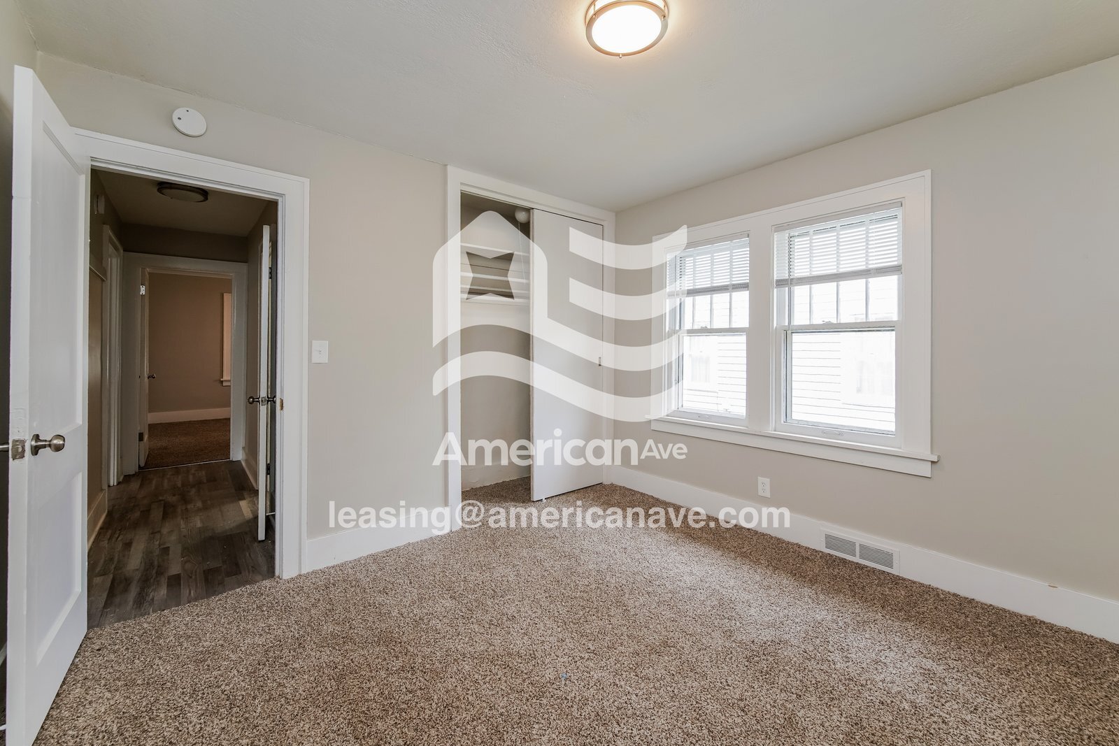 Building Photo - 1305 N Meade St