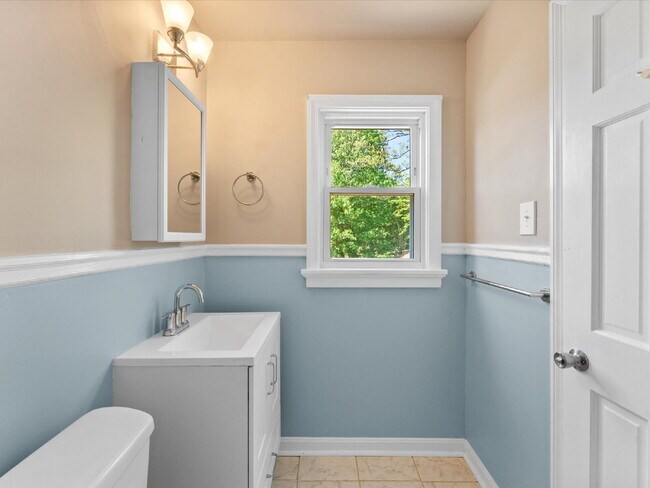 Building Photo - 7602 Woodman Rd