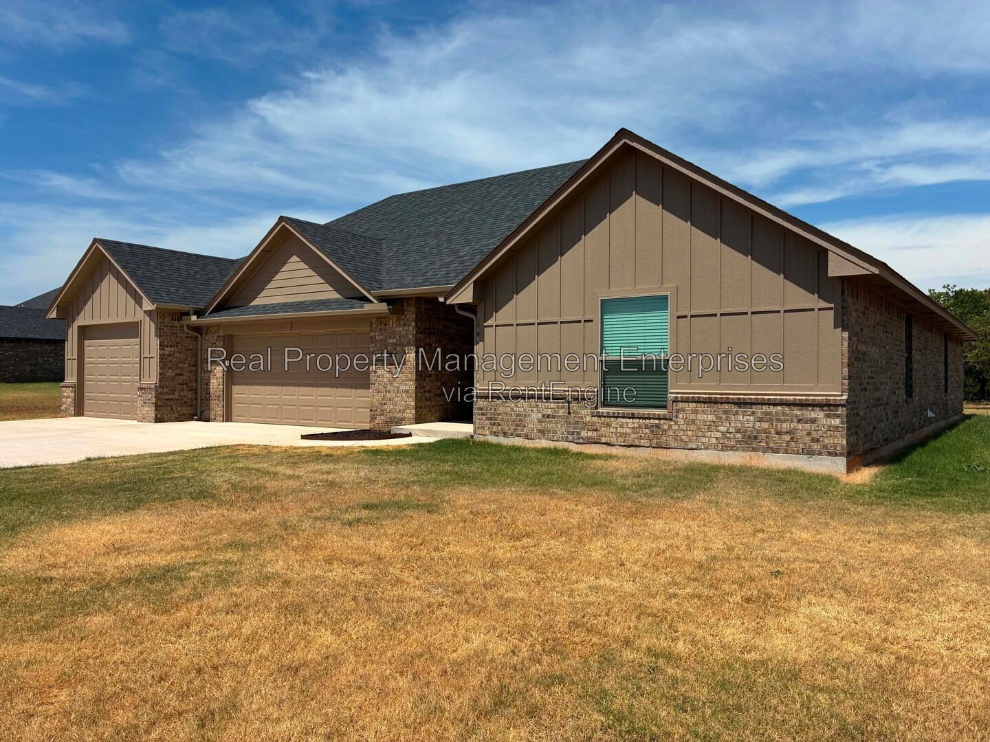 Building Photo - 2571 Gallant Fox Ter