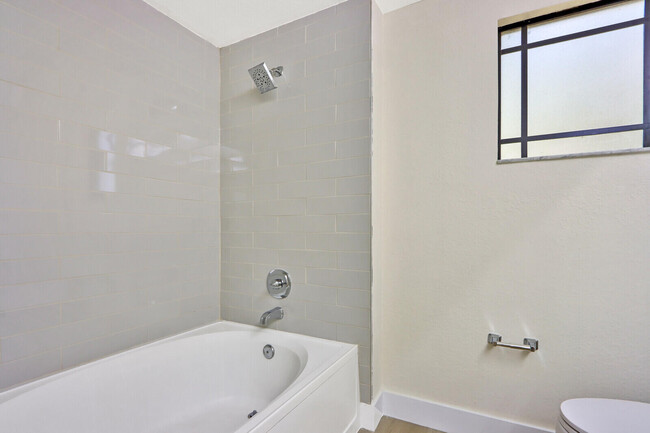 Building Photo - 2724 Anzio Ct