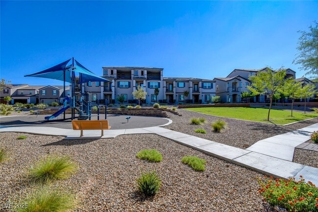 Building Photo - 664 Anemone Ln