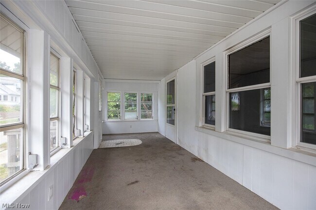 Building Photo - 888 Harrison Ave