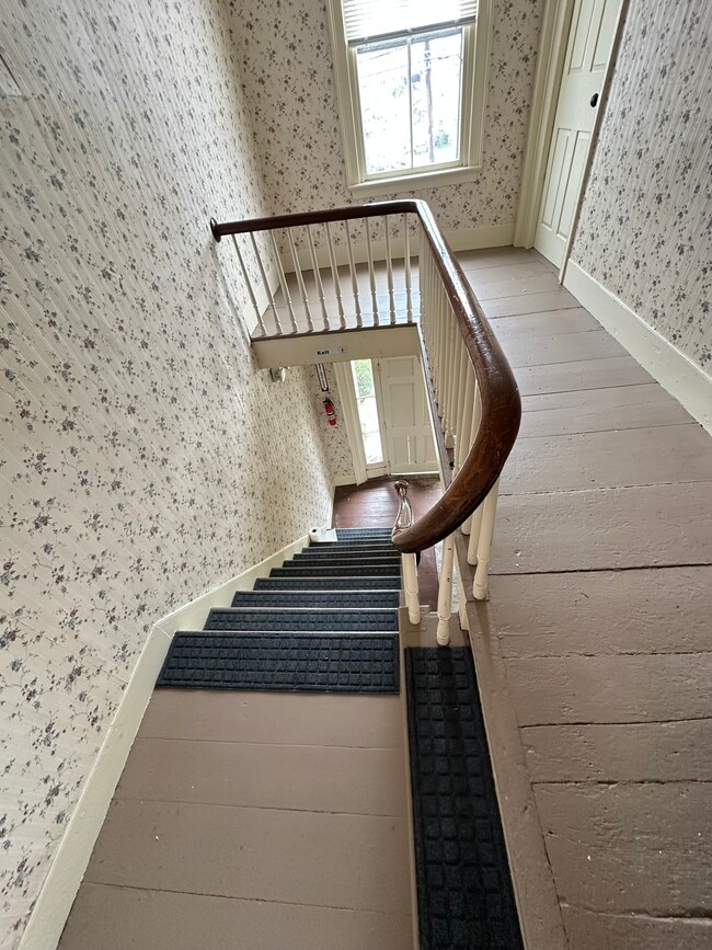 Building Photo - 29B Broad St